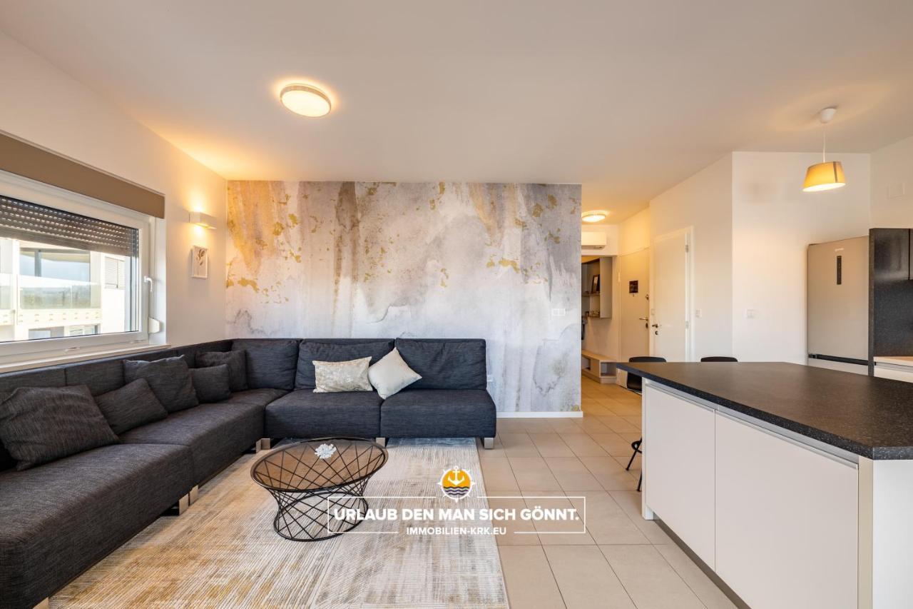 Penthouse Panorama Deluxe In Malinska Apartment Luaran gambar