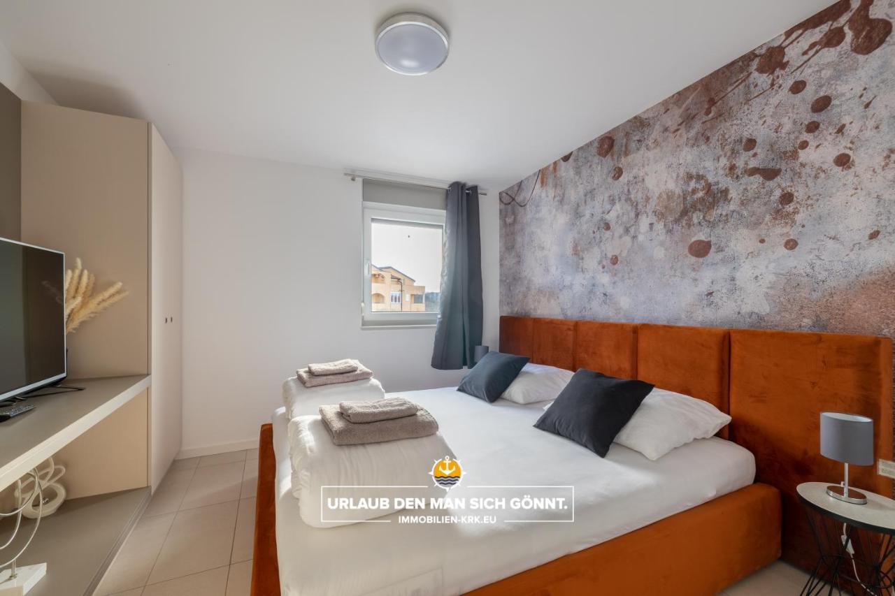 Penthouse Panorama Deluxe In Malinska Apartment Luaran gambar