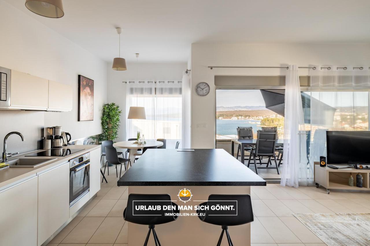 Penthouse Panorama Deluxe In Malinska Apartment Luaran gambar