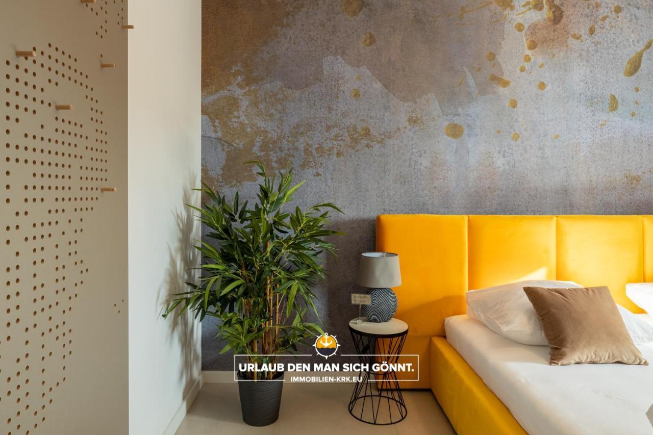Penthouse Panorama Deluxe In Malinska Apartment Luaran gambar