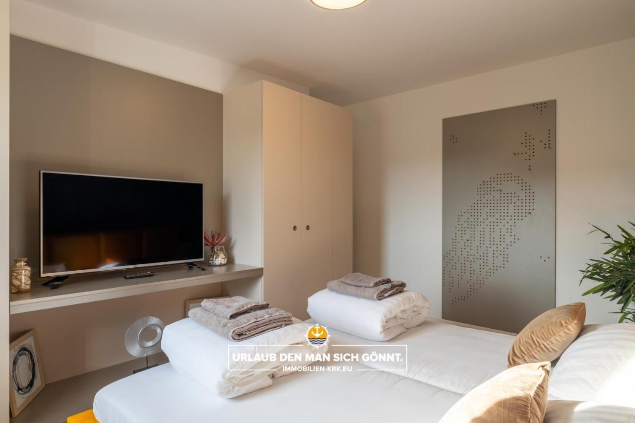 Penthouse Panorama Deluxe In Malinska Apartment Luaran gambar