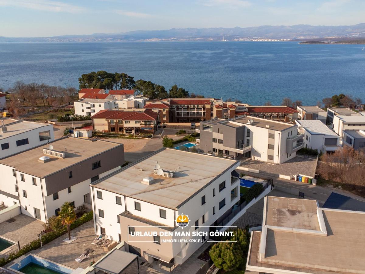 Penthouse Panorama Deluxe In Malinska Apartment Luaran gambar